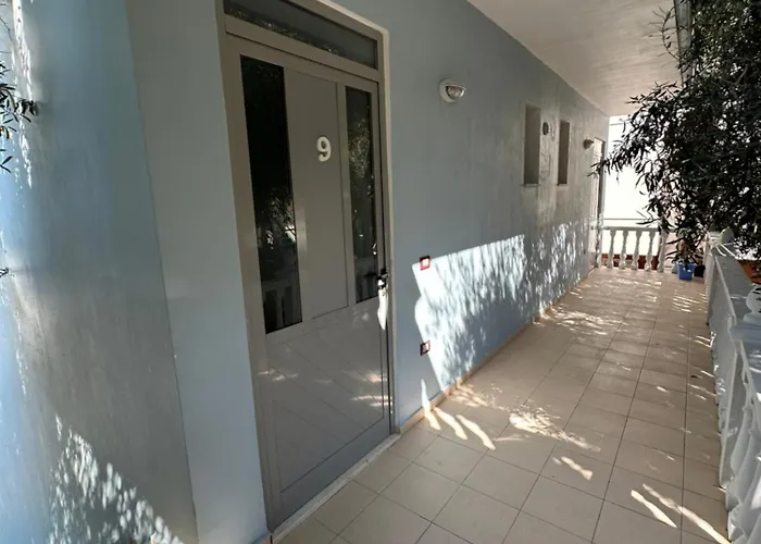 Kristoni Radhime * Vlorë